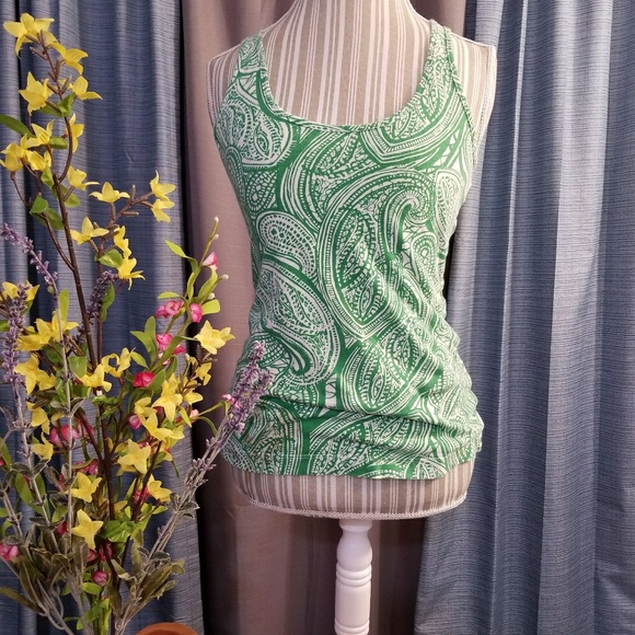 Banana Republic Tops - 🌻🌺🌻BANANA REPUBLIC RACERBACK!!